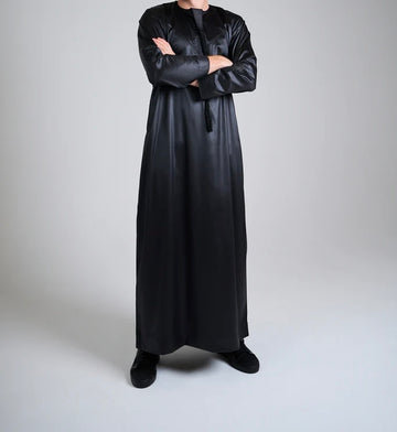 Black Shiny Emirati Thobe | Jubba | Kandura (Removable Tassel) - Madyna