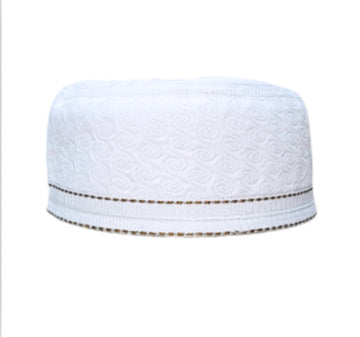White hat topi kufi with contrast embroidery - Madyna
